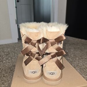 UGG Tan Winter Boots with Brown Bows